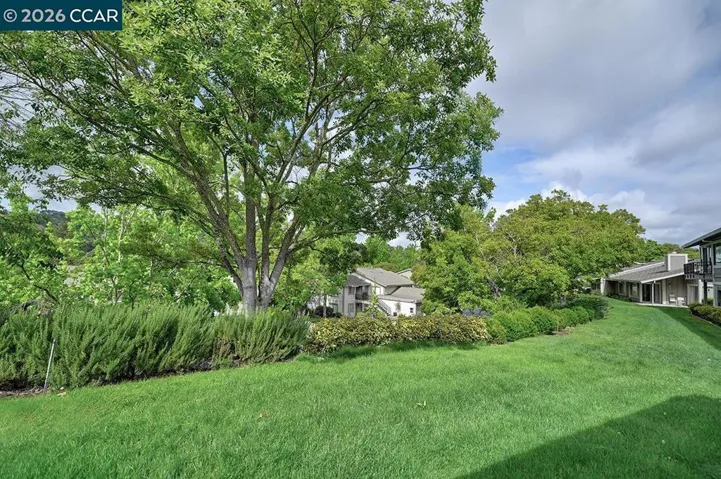 925 Terra California Dr 6, Walnut Creek, California 94595