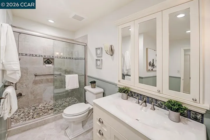 925 Terra California Dr 6, Walnut Creek, California 94595