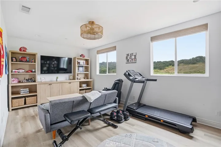 Family/Bonus Room, Upper Level