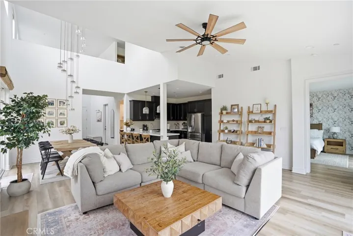 Great Room, Main Level