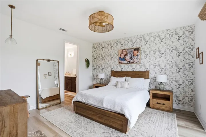 Master Suite Bedroom, Main Level