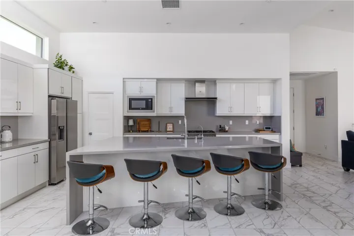 484 Fountain, Palm Springs, California 92262