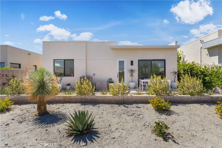484 Fountain, Palm Springs, California 92262