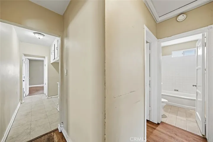 1118 Roswell, Long Beach, California 90804