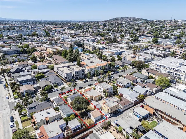 1118 Roswell, Long Beach, California 90804