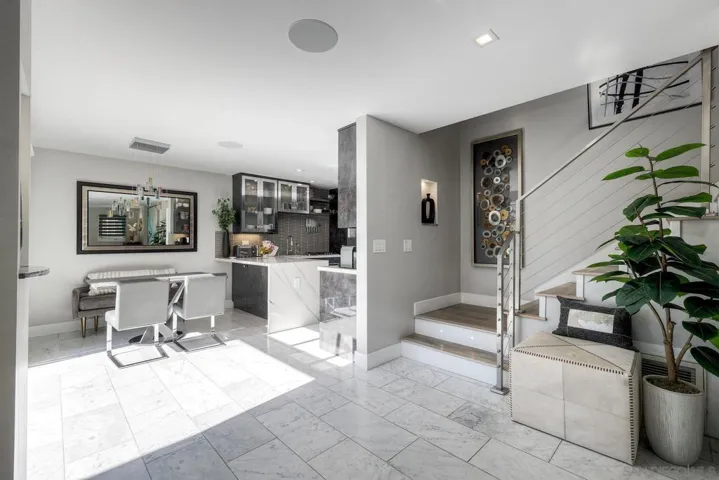 911 9th St, Coronado, California 92118