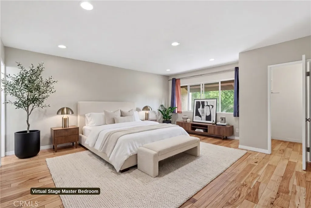 Master Bedroom Virtual Stage