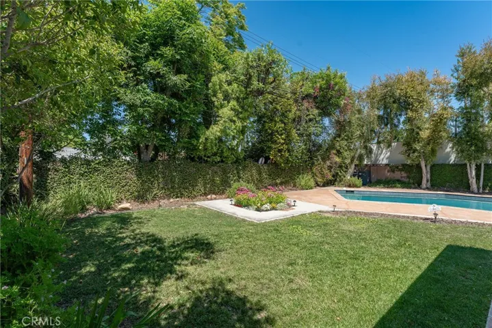 23521 Styles Street, Woodland Hills, California 91367