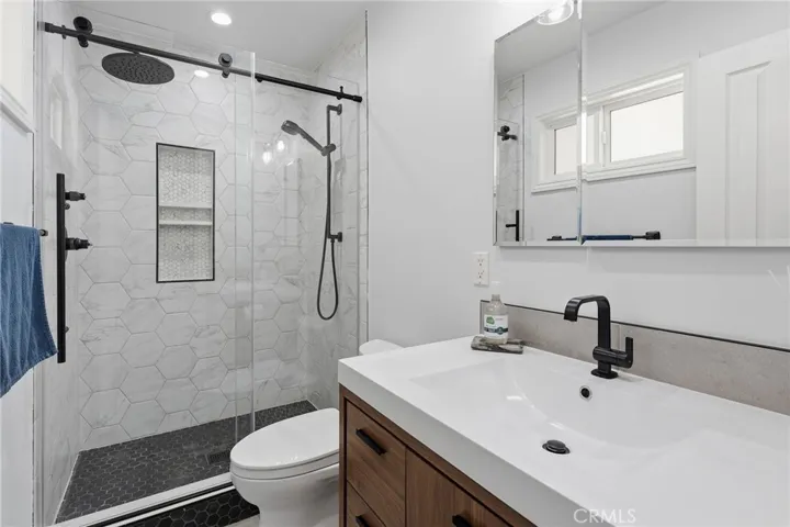 23521 Styles Street, Woodland Hills, California 91367