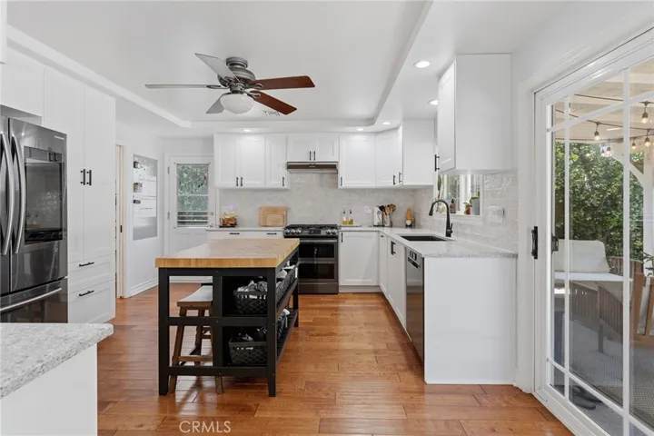 23521 Styles Street, Woodland Hills, California 91367