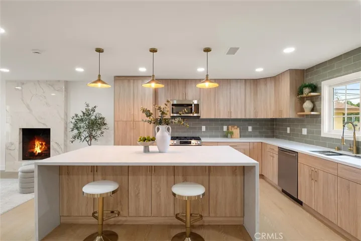 606 E Turmont, Carson, California 90746