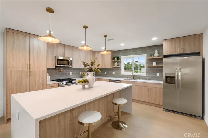606 E Turmont, Carson, California 90746