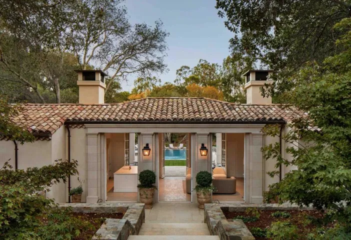 307 Olive Hill Lane, Woodside, California 94062