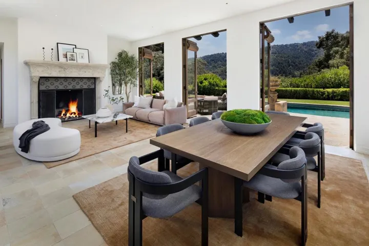 307 Olive Hill Lane, Woodside, California 94062