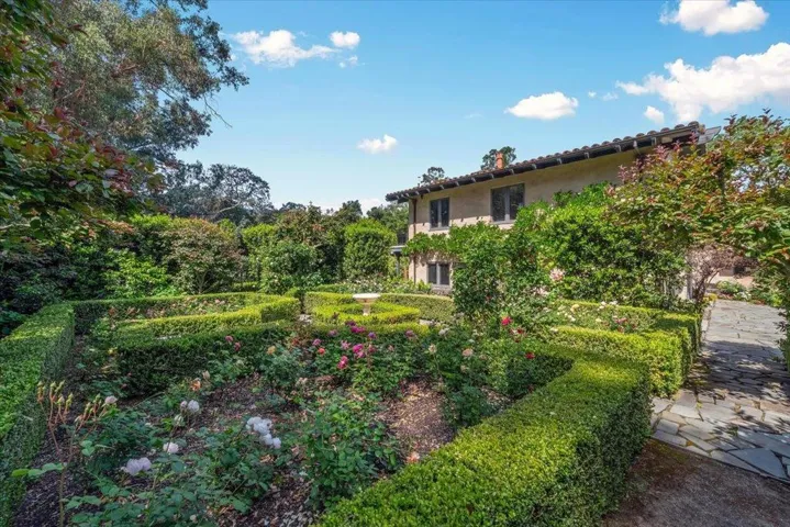 307 Olive Hill Lane, Woodside, California 94062