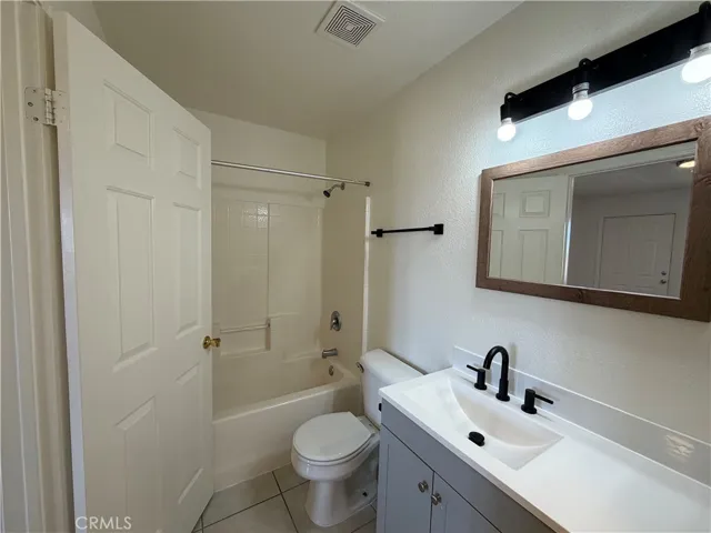 7230 Murray Lane, Yucca Valley, California 92284