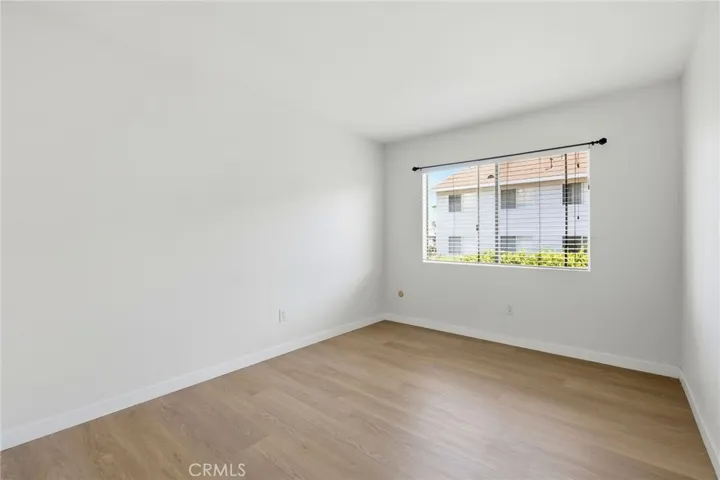 7304 Corbin Avenue J, Reseda, California 91335