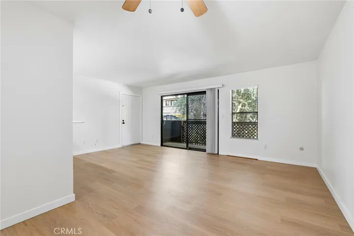 7304 Corbin Avenue J, Reseda, California 91335