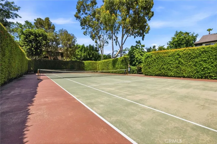 7304 Corbin Avenue J, Reseda, California 91335