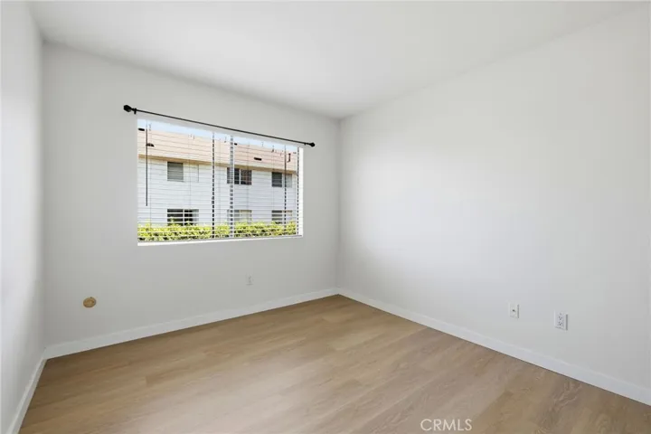 7304 Corbin Avenue J, Reseda, California 91335