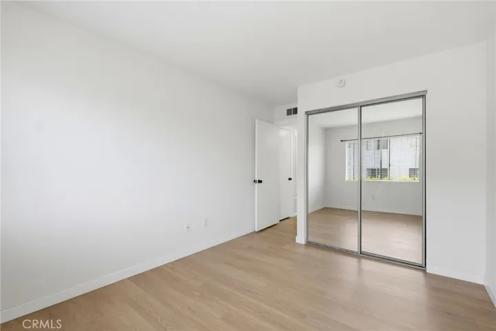 7304 Corbin Avenue J, Reseda, California 91335