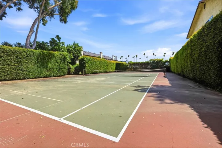 7304 Corbin Avenue J, Reseda, California 91335