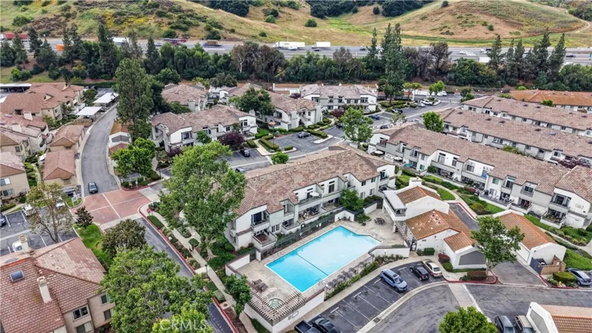 69 Brownfield, Pomona, California 91766