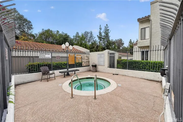69 Brownfield, Pomona, California 91766