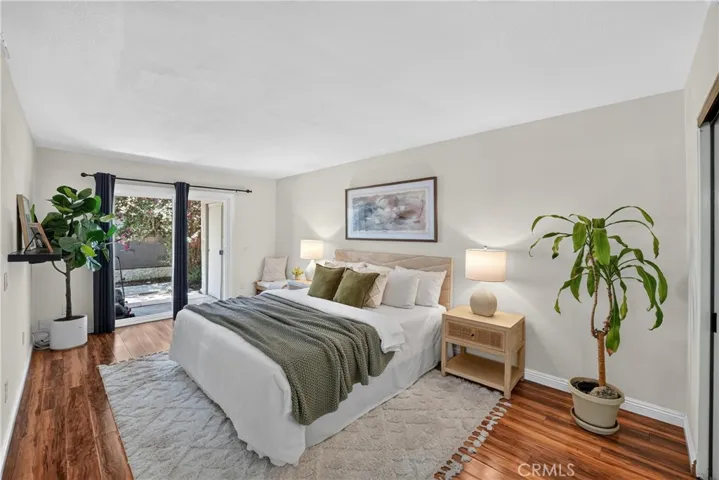 69 Brownfield, Pomona, California 91766