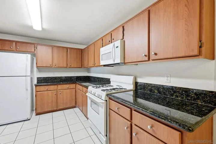 31369 David, Temecula, California 92592