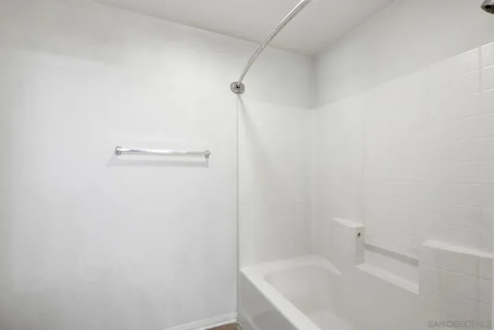 31369 David, Temecula, California 92592