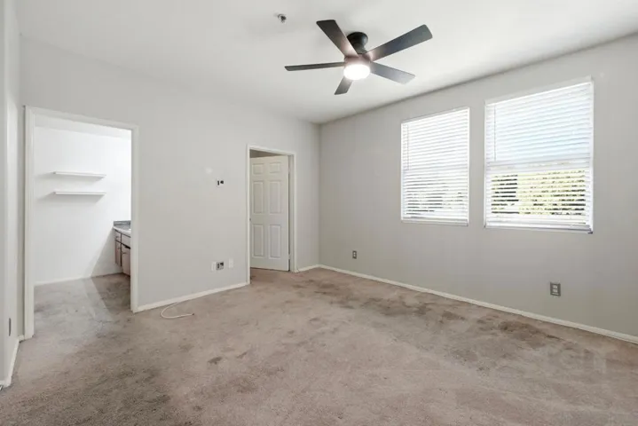 31369 David, Temecula, California 92592