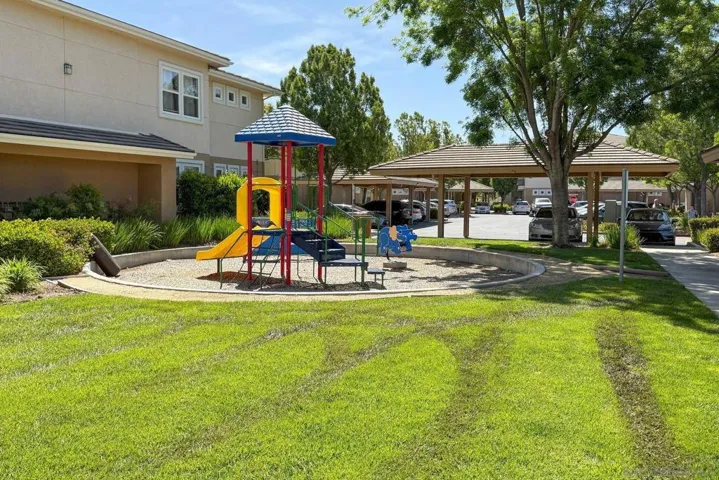 31369 David, Temecula, California 92592