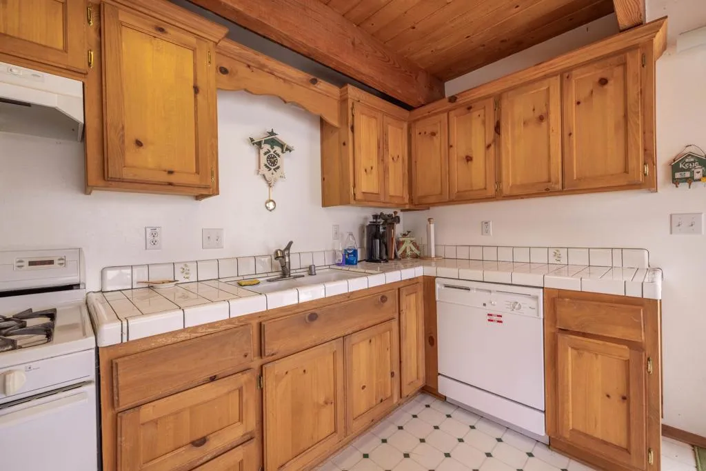 023_Kitchen 3