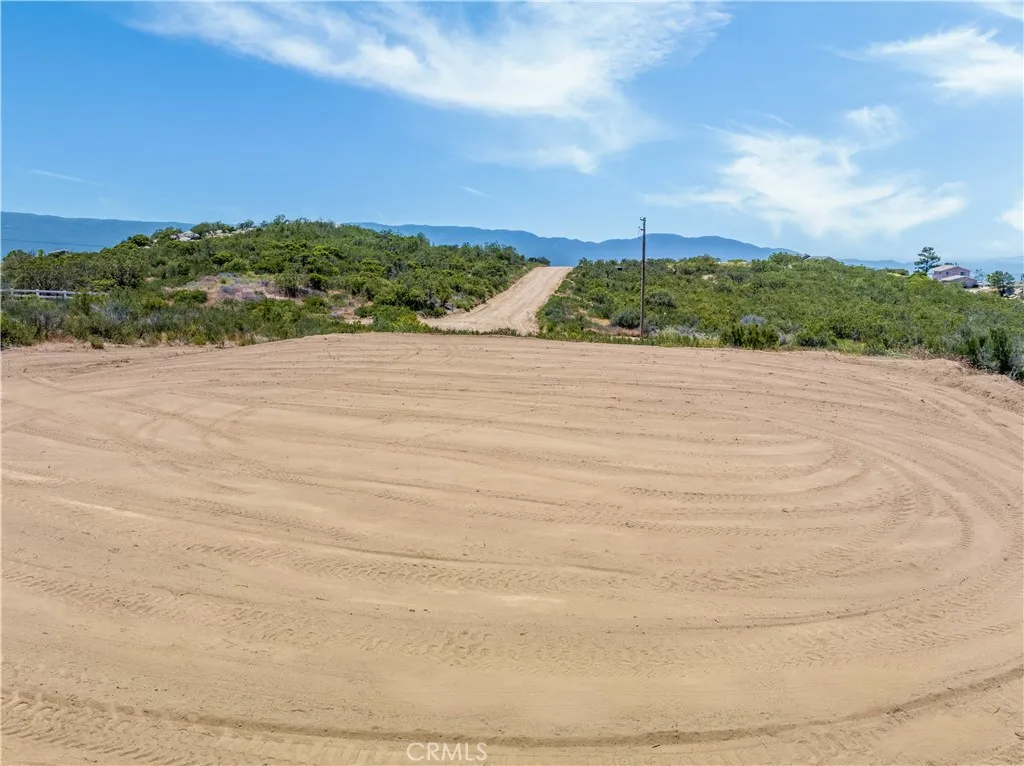 712 Rolling Hills Drive, Aguanga, California 92536 — photo 5