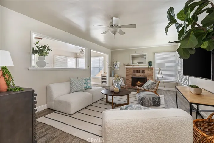 118 Emerald, Newport Beach, California 92662