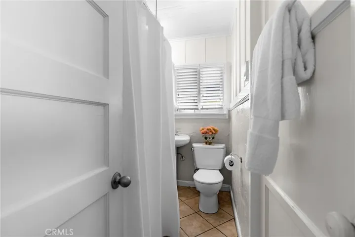118 Emerald, Newport Beach, California 92662