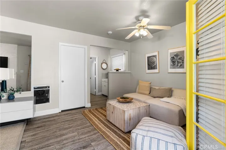 118 Emerald, Newport Beach, California 92662