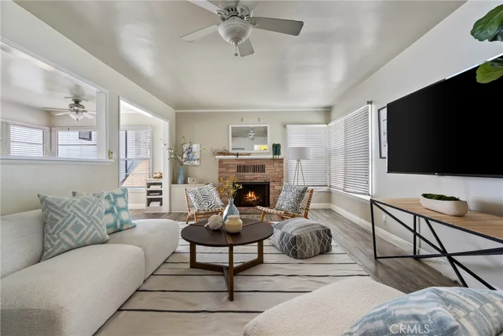 118 Emerald, Newport Beach, California 92662