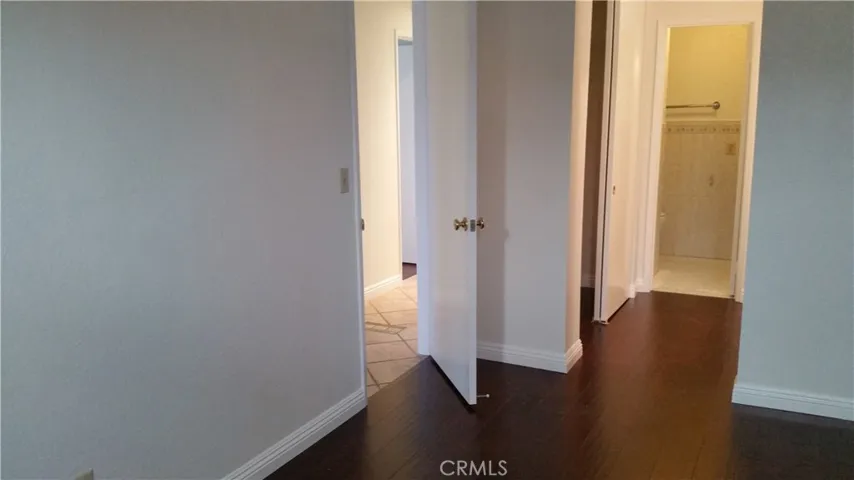 Picture is from 05-2017 rental listing