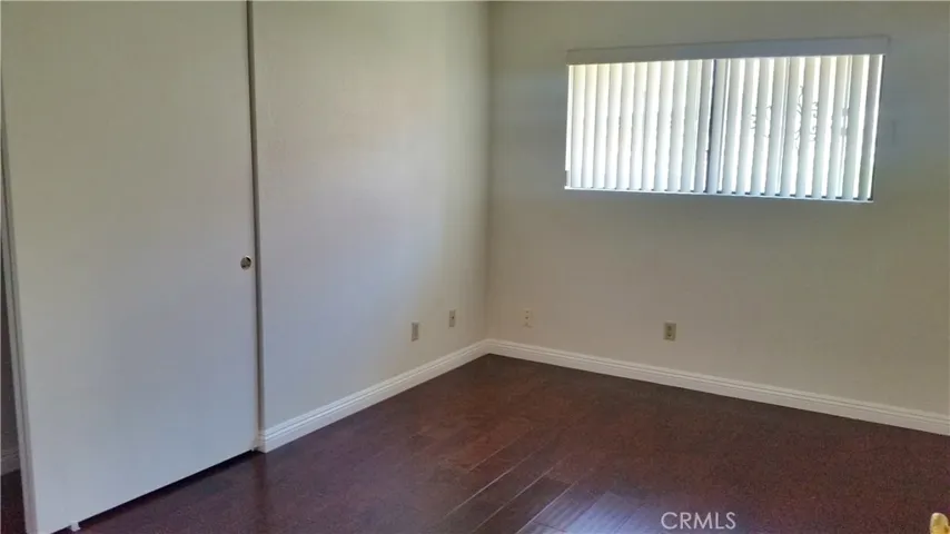 Picture is from 05-2017 rental listing