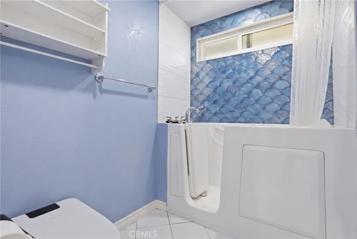 walk in tub