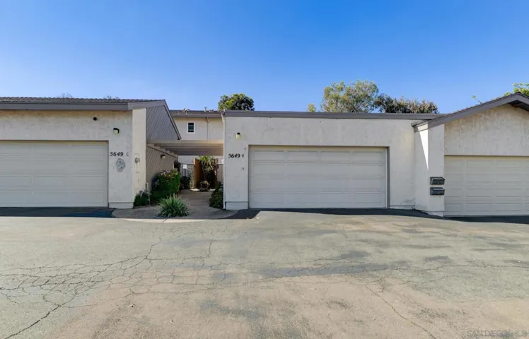 5649 Lake Murray B, La Mesa, California 91942
