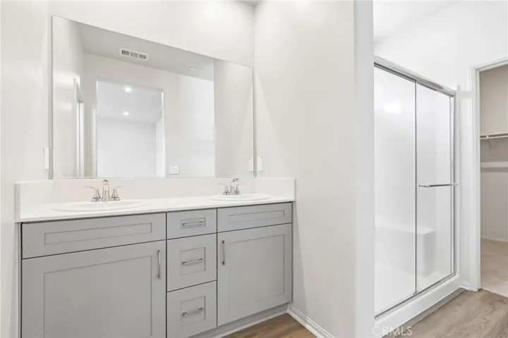 28242 Via Vendimia, Temecula, California 92591
