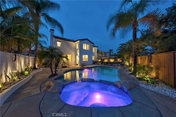 27701 Crestknoll Court, Murrieta, California 92563