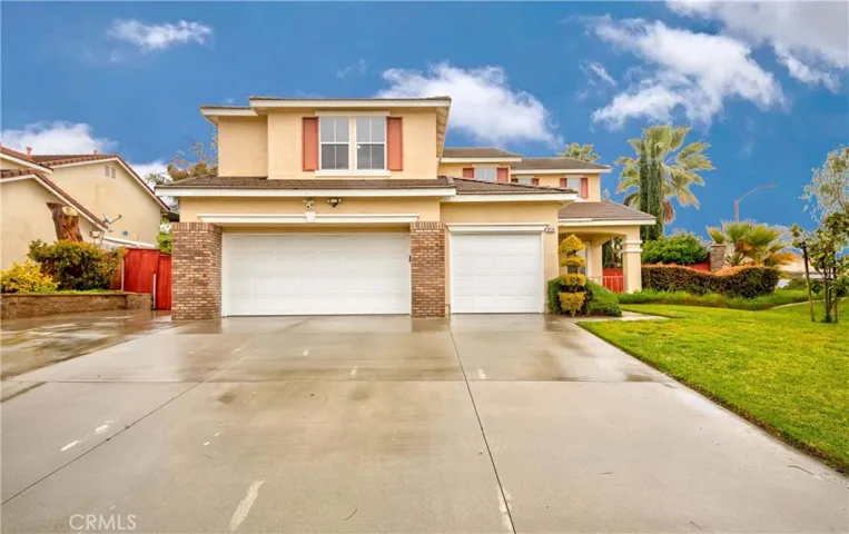 9220 Village Way, Riverside, California 92508