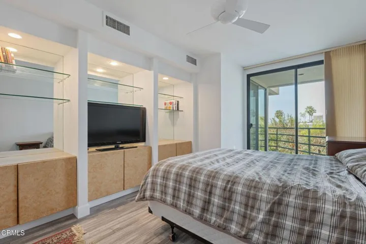 21-Bedroom