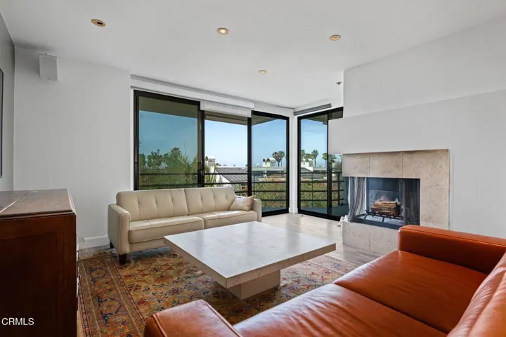 12-Living Area