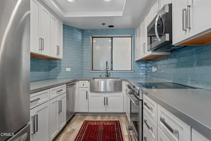 18-Kitchen