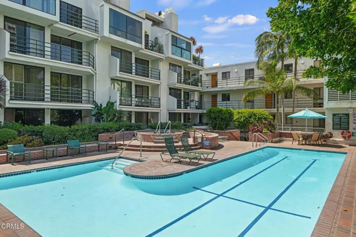 03-Sea Colony Community Pool